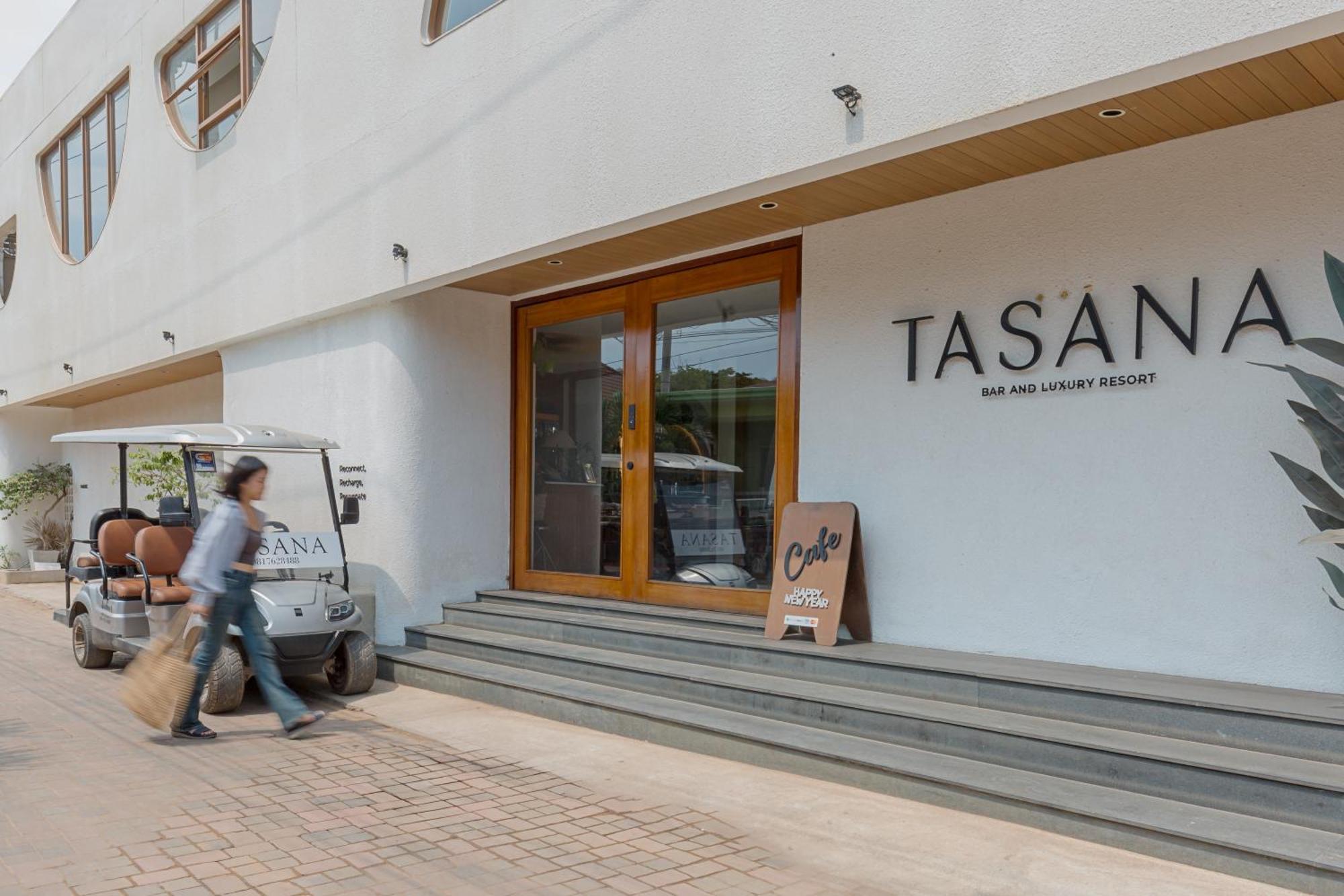 Tasana Bar And Luxury Resort Koh Larn Exterior foto