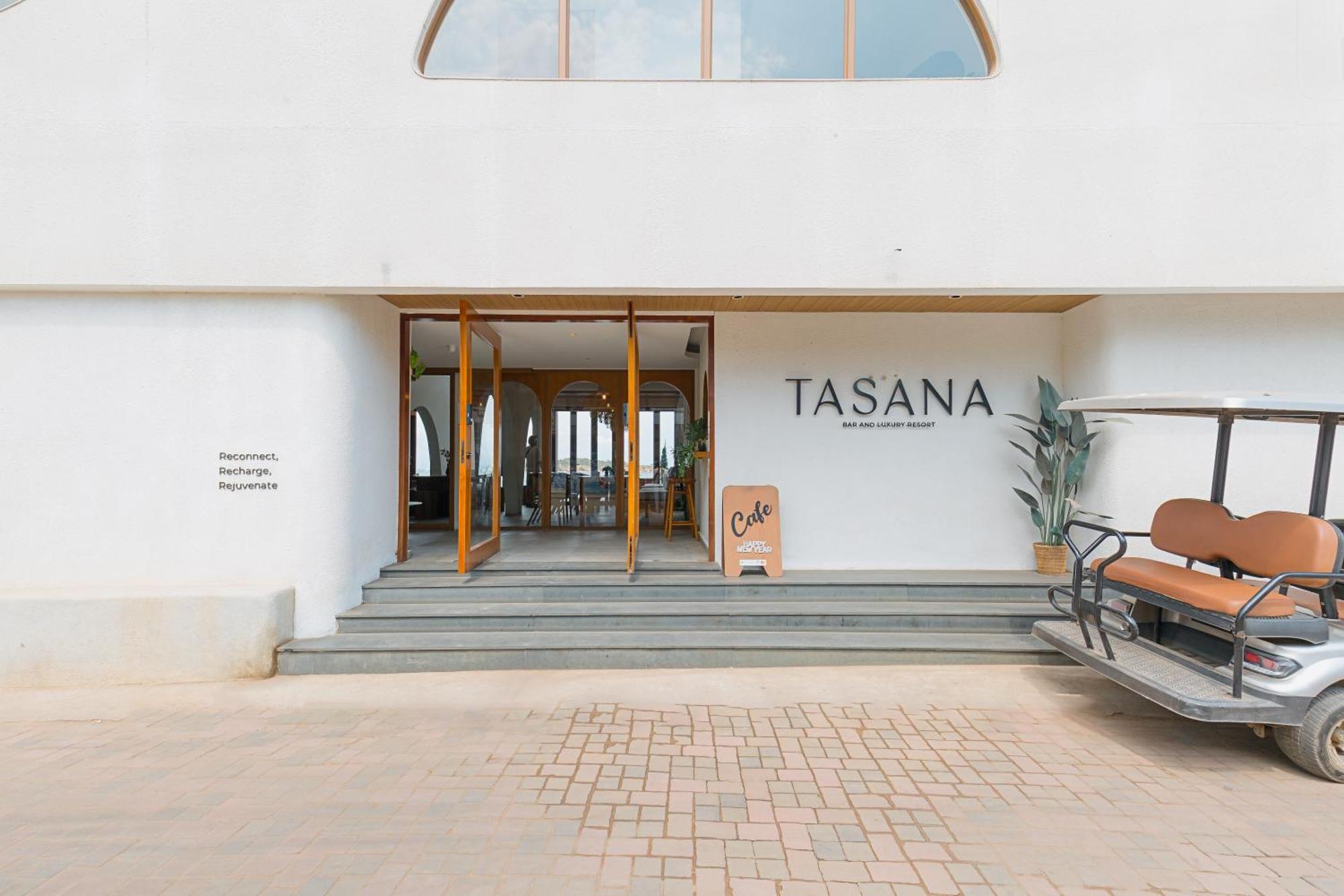 Tasana Bar And Luxury Resort Koh Larn Exterior foto